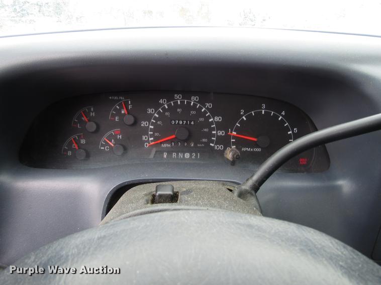 image for item DB6830 1999 Ford F350 Super Duty flatbed pickup truck