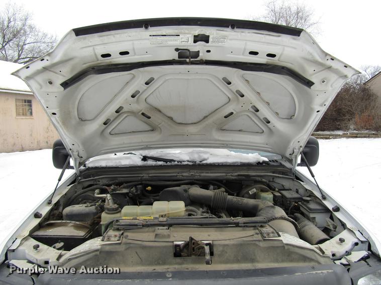 image for item DB6830 1999 Ford F350 Super Duty flatbed pickup truck