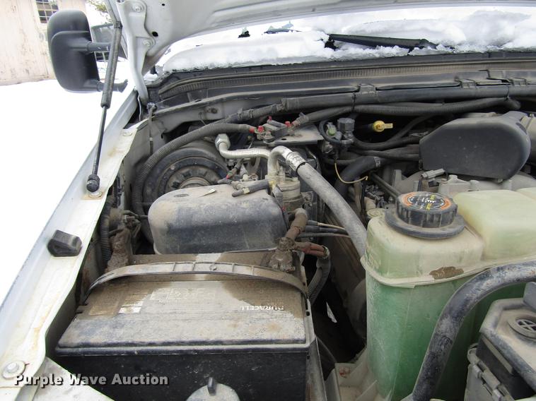 image for item DB6830 1999 Ford F350 Super Duty flatbed pickup truck