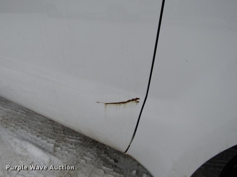 image for item DB6830 1999 Ford F350 Super Duty flatbed pickup truck