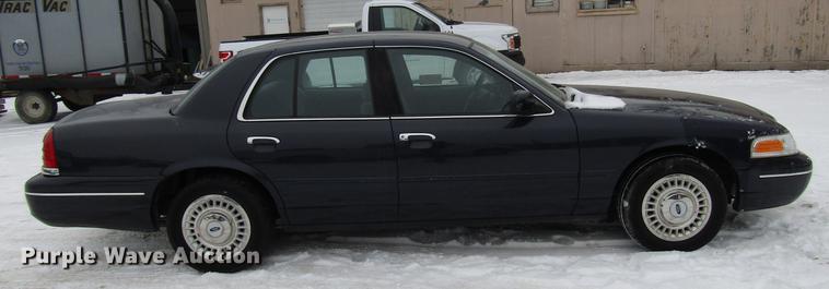 image for item DB6831 2002 Ford Crown Victoria Police Interceptor