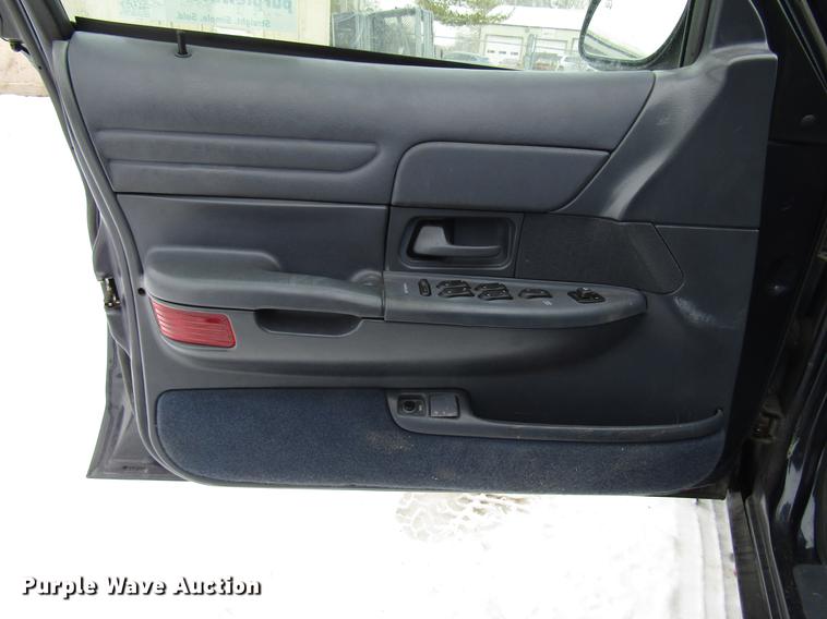 image for item DB6831 2002 Ford Crown Victoria Police Interceptor