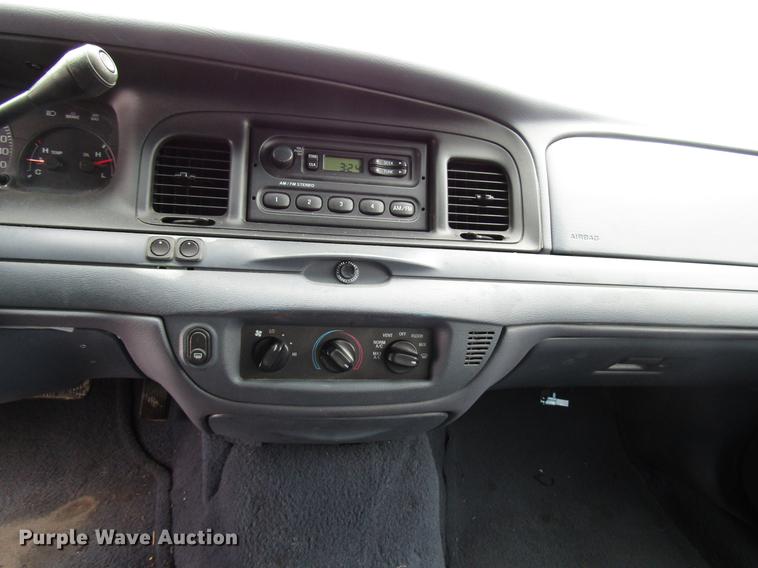 image for item DB6831 2002 Ford Crown Victoria Police Interceptor