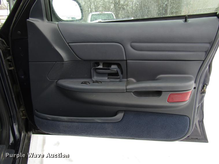 image for item DB6831 2002 Ford Crown Victoria Police Interceptor