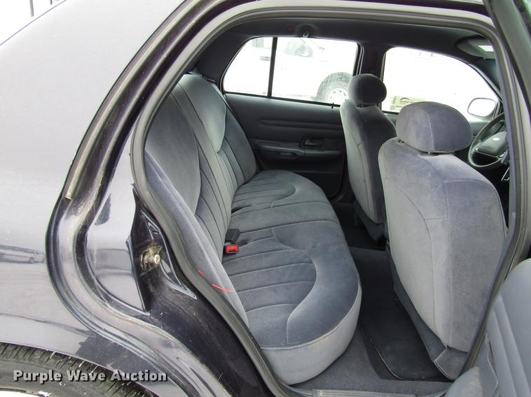 image for item DB6831 2002 Ford Crown Victoria Police Interceptor