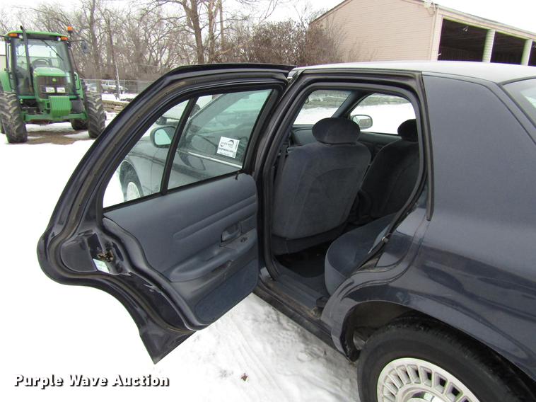 image for item DB6831 2002 Ford Crown Victoria Police Interceptor