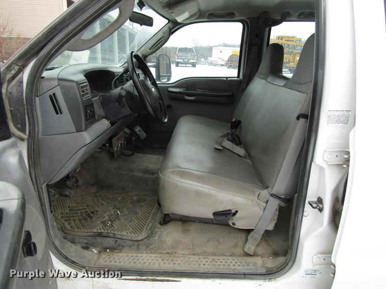 image for item DB6835 2004 Ford F350 Super Duty Crew Cab utility bed pickup truck