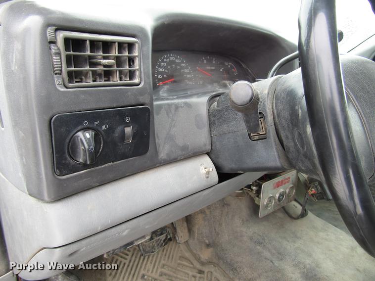 image for item DB6835 2004 Ford F350 Super Duty Crew Cab utility bed pickup truck