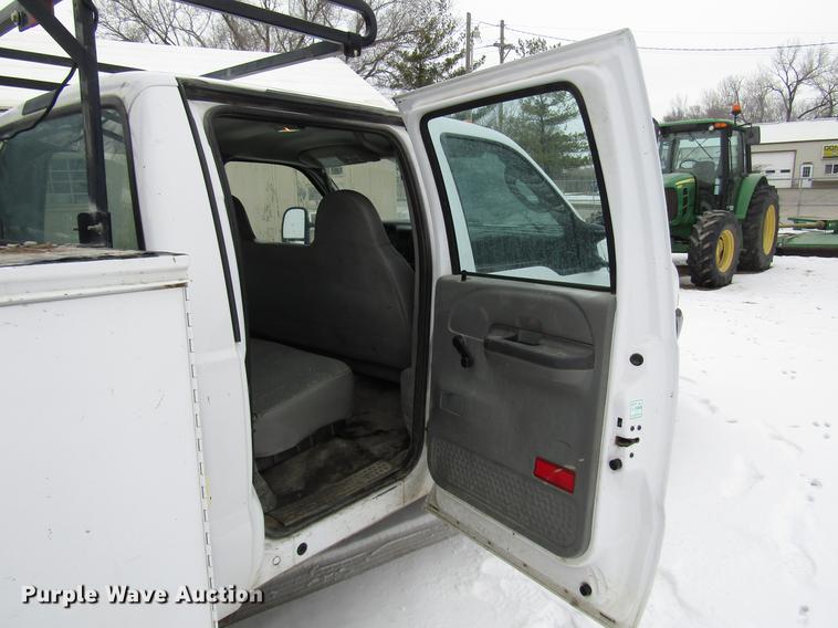 image for item DB6835 2004 Ford F350 Super Duty Crew Cab utility bed pickup truck