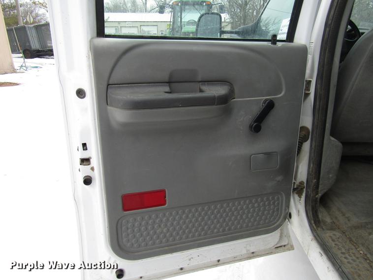 image for item DB6835 2004 Ford F350 Super Duty Crew Cab utility bed pickup truck