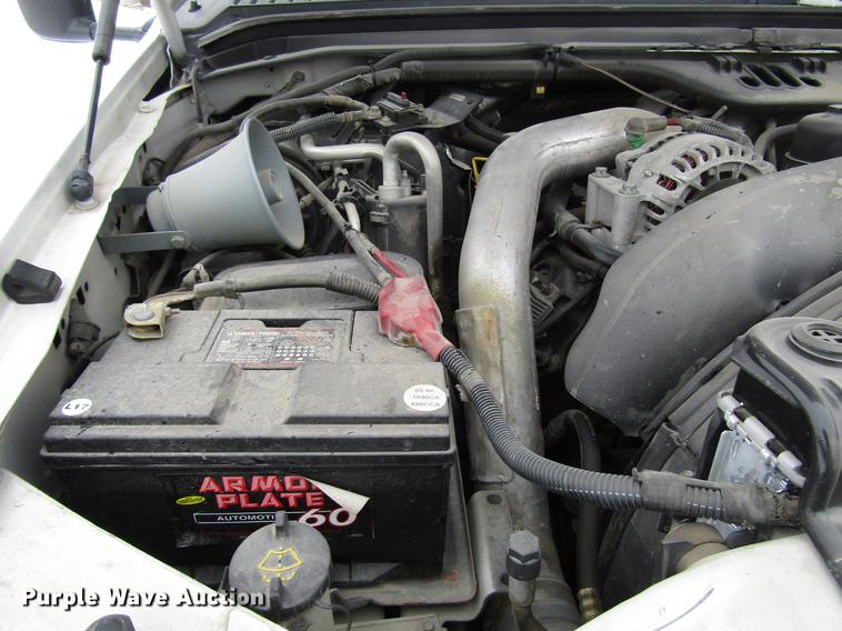 image for item DB6835 2004 Ford F350 Super Duty Crew Cab utility bed pickup truck