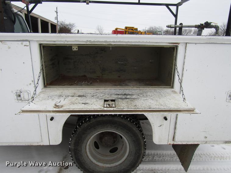 image for item DB6835 2004 Ford F350 Super Duty Crew Cab utility bed pickup truck