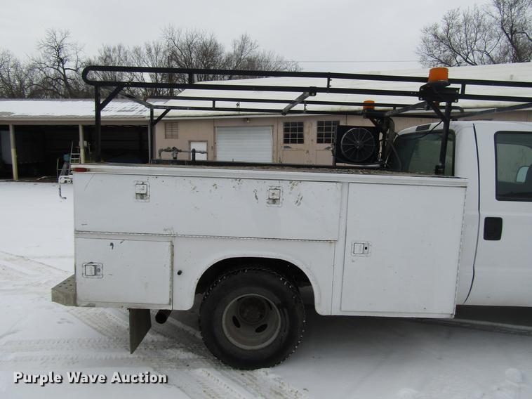 image for item DB6835 2004 Ford F350 Super Duty Crew Cab utility bed pickup truck