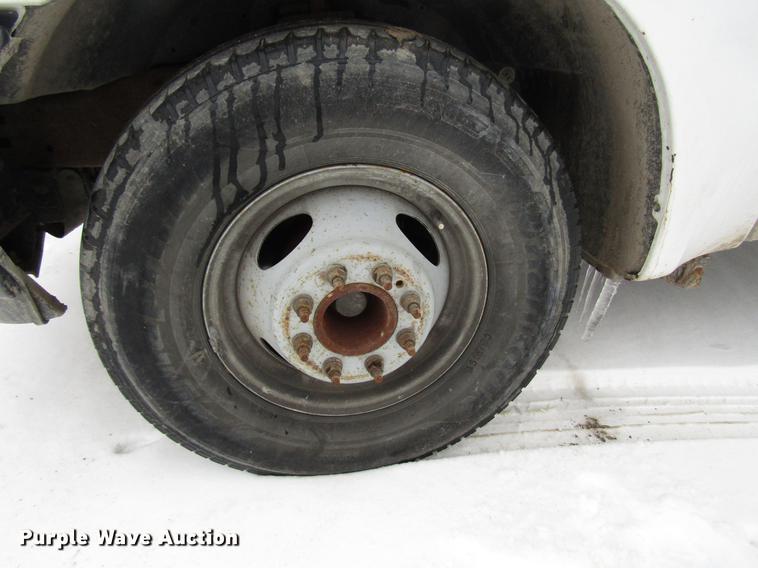 image for item DB6835 2004 Ford F350 Super Duty Crew Cab utility bed pickup truck