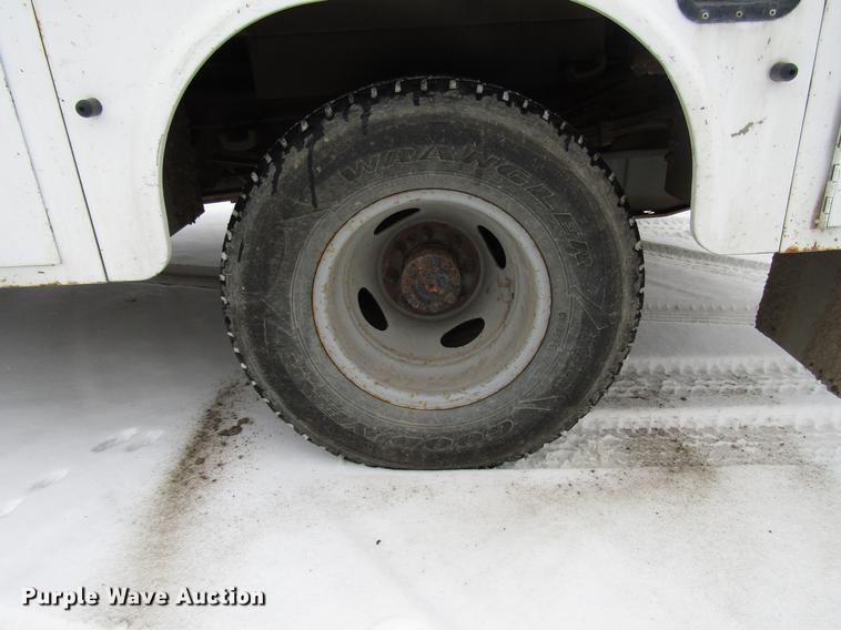 image for item DB6835 2004 Ford F350 Super Duty Crew Cab utility bed pickup truck