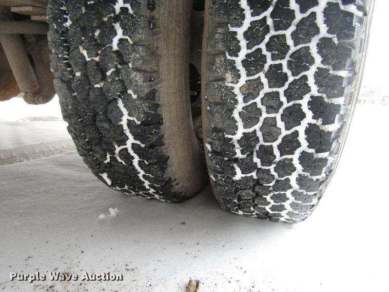 image for item DB6835 2004 Ford F350 Super Duty Crew Cab utility bed pickup truck