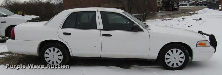 image for item DB6836 2011 Ford Crown Victoria Police Interceptor