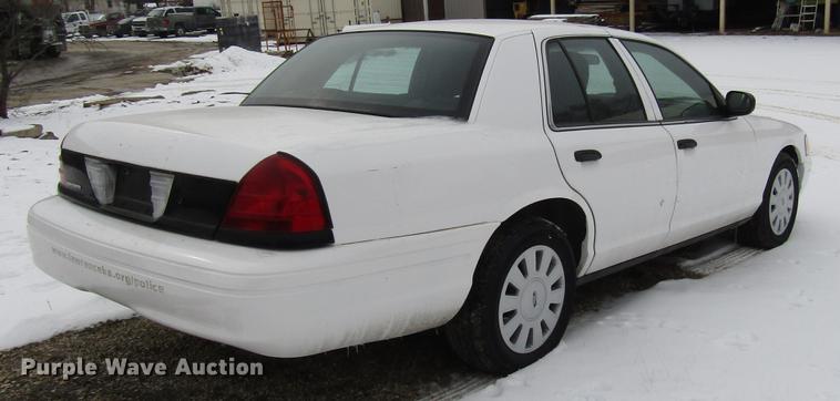 image for item DB6836 2011 Ford Crown Victoria Police Interceptor