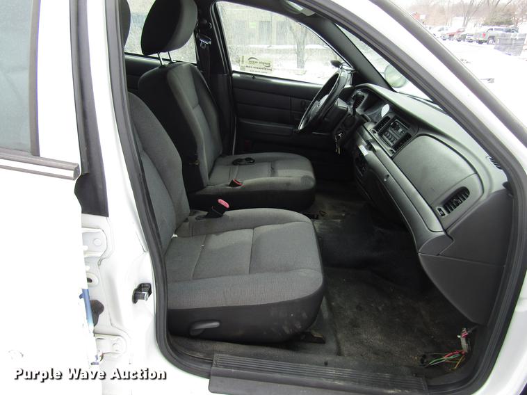 image for item DB6836 2011 Ford Crown Victoria Police Interceptor