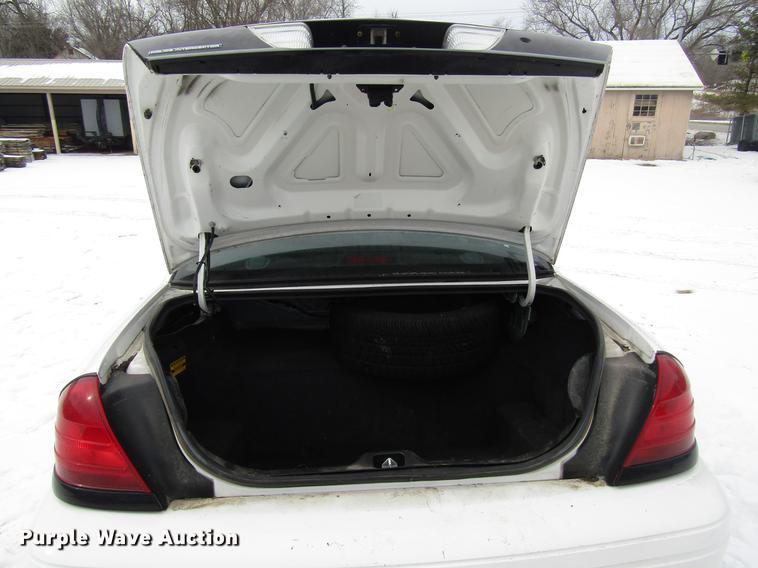 image for item DB6836 2011 Ford Crown Victoria Police Interceptor