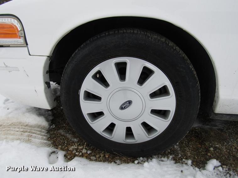 image for item DB6836 2011 Ford Crown Victoria Police Interceptor