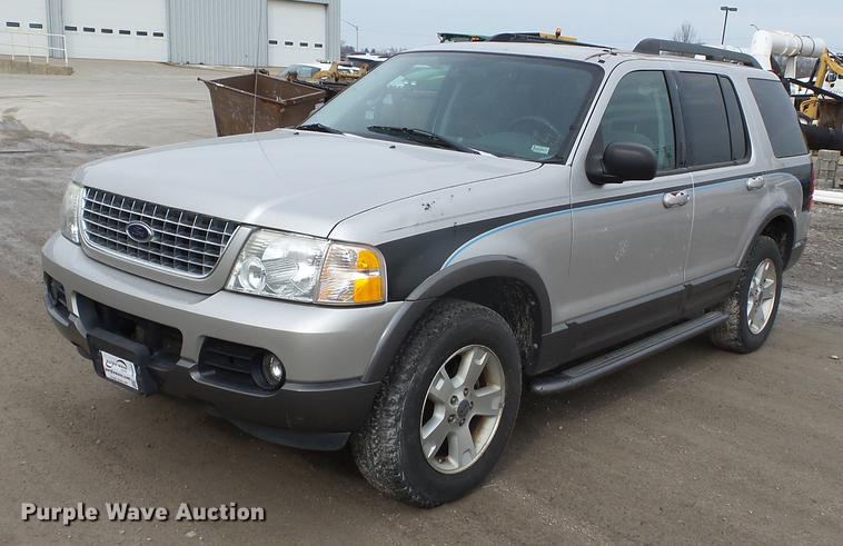 image for item DD2341 2005 Ford Explorer SUV