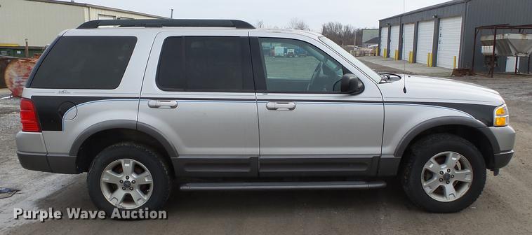 image for item DD2341 2005 Ford Explorer SUV