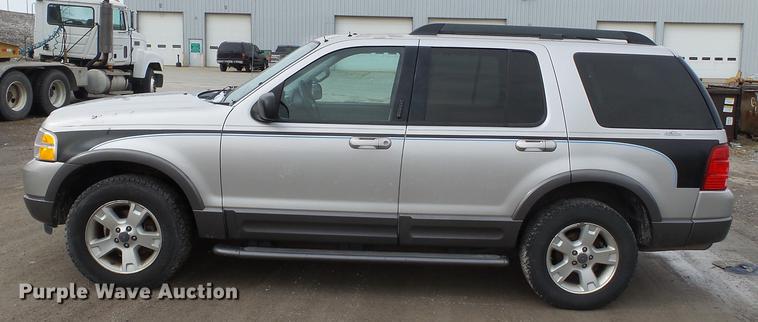 image for item DD2341 2005 Ford Explorer SUV