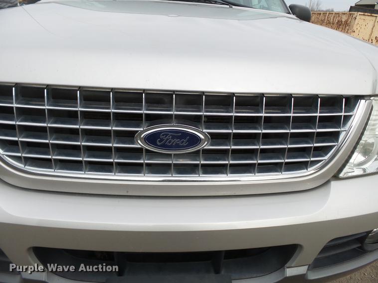 image for item DD2341 2005 Ford Explorer SUV