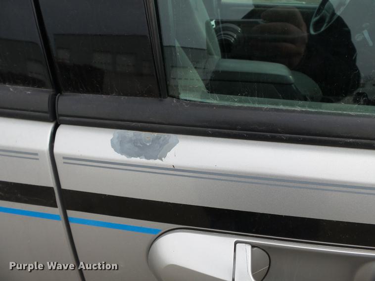 image for item DD2341 2005 Ford Explorer SUV