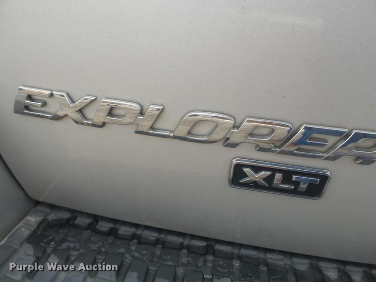 image for item DD2341 2005 Ford Explorer SUV