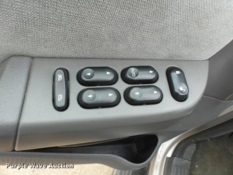 image for item DD2341 2005 Ford Explorer SUV