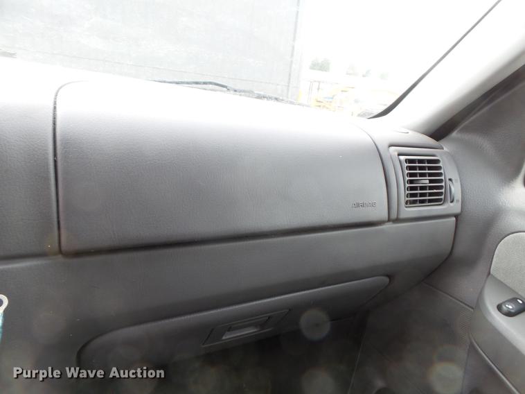 image for item DD2341 2005 Ford Explorer SUV