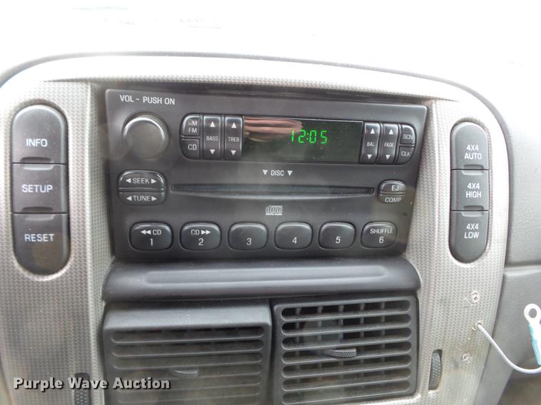 image for item DD2341 2005 Ford Explorer SUV