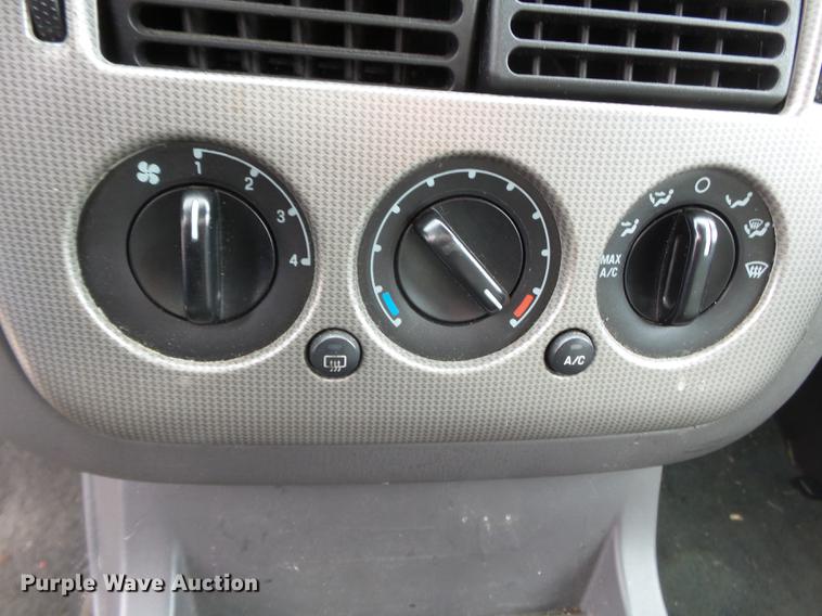 image for item DD2341 2005 Ford Explorer SUV