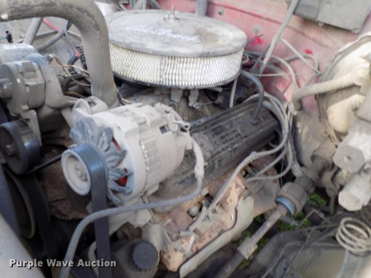 image for item DD3481 1988 Chevrolet K1500 pickup truck