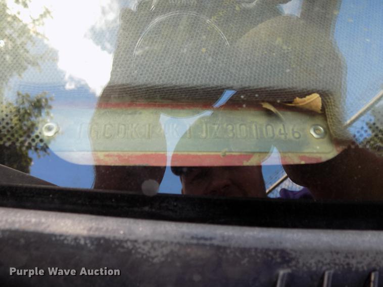 image for item DD3481 1988 Chevrolet K1500 pickup truck