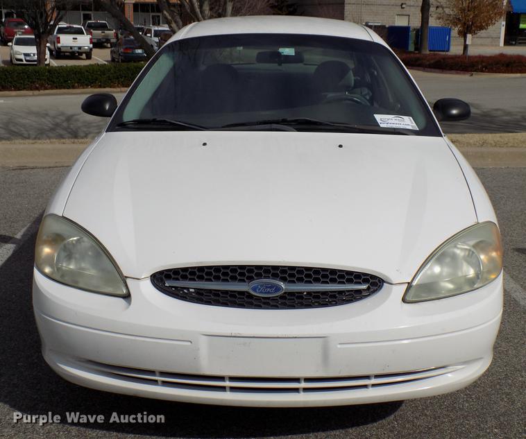 image for item DD3630 2002 Ford Taurus