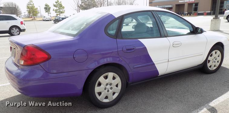 image for item DD3630 2002 Ford Taurus