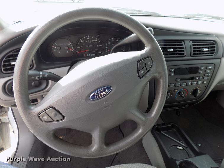 image for item DD3630 2002 Ford Taurus