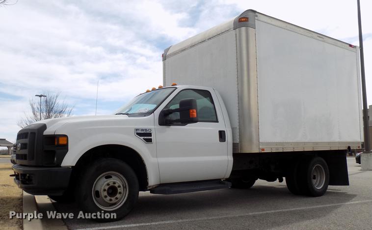 image for item DD3631 2010 Ford F350 Super Duty box truck