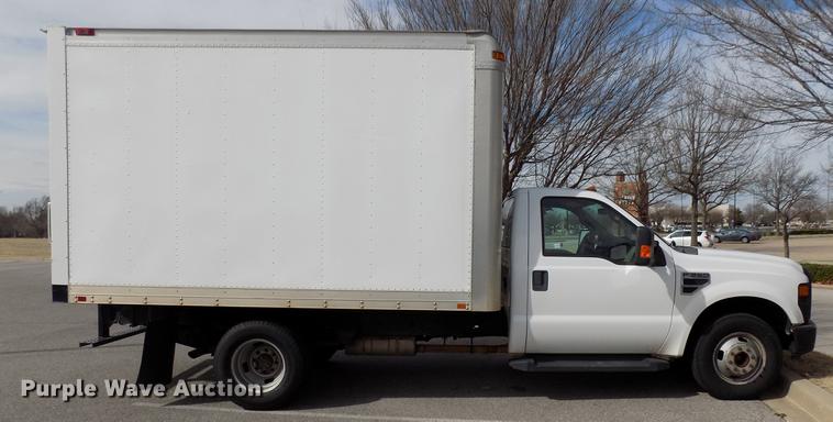 image for item DD3631 2010 Ford F350 Super Duty box truck