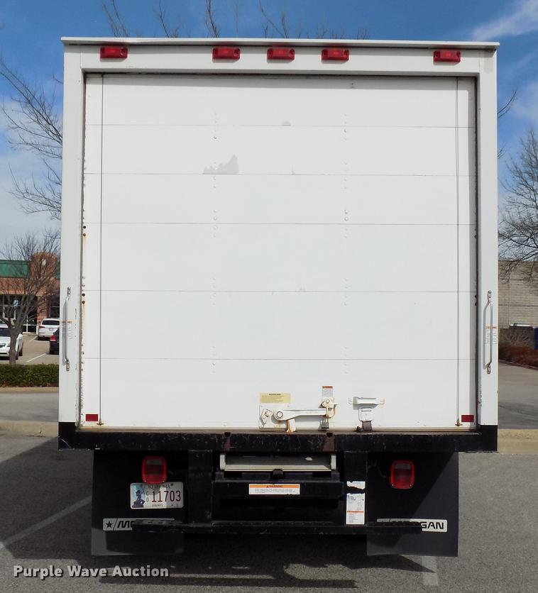 image for item DD3631 2010 Ford F350 Super Duty box truck