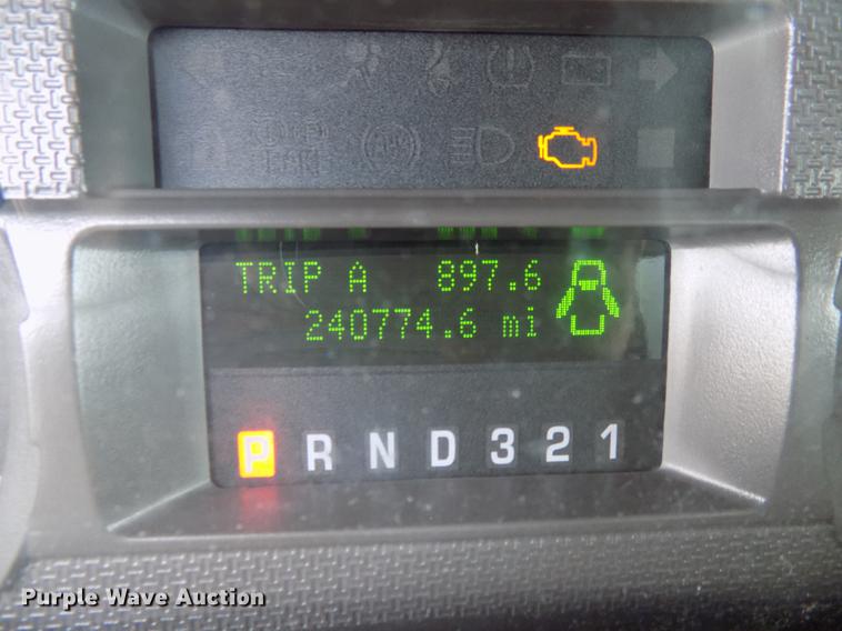 image for item DD3631 2010 Ford F350 Super Duty box truck