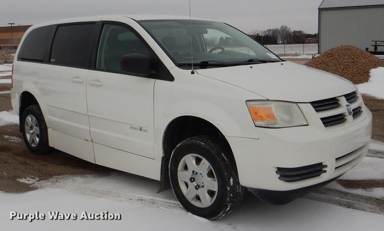 image for item DE0086 2009 Dodge Grand Caravan SE handicap accessible van