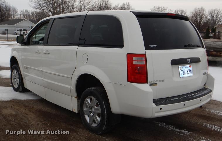 image for item DE0086 2009 Dodge Grand Caravan SE handicap accessible van