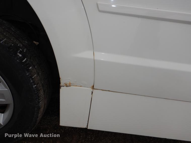 image for item DE0086 2009 Dodge Grand Caravan SE handicap accessible van