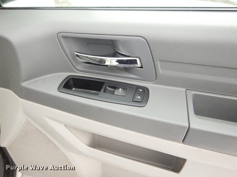 image for item DE0086 2009 Dodge Grand Caravan SE handicap accessible van