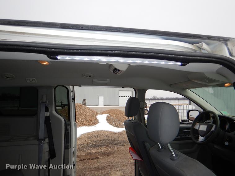 image for item DE0086 2009 Dodge Grand Caravan SE handicap accessible van