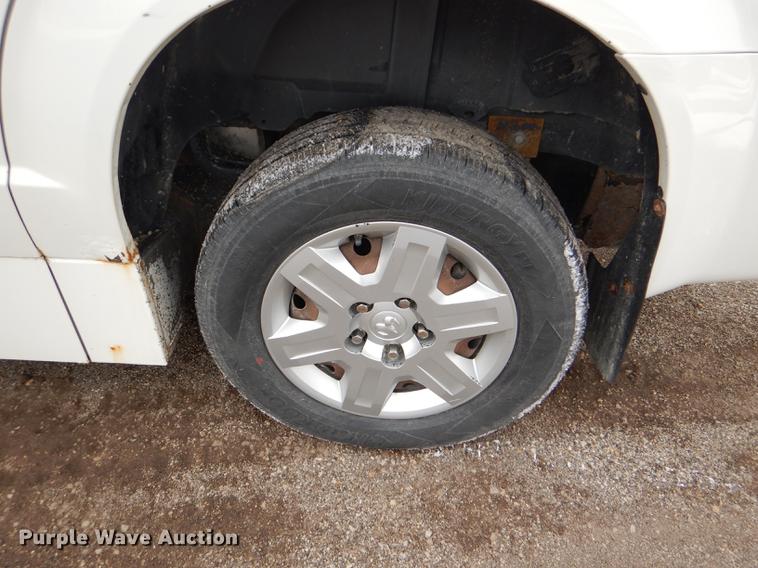 image for item DE0086 2009 Dodge Grand Caravan SE handicap accessible van
